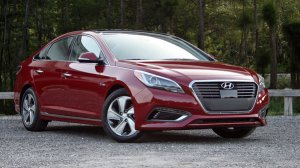 Hyundai Sonata. A decent enough car. Certainly it was big enough for all of us.